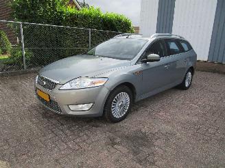 Damaged car Ford Mondeo 2.0 16V Navi Clima 80.000 KM 2010/9