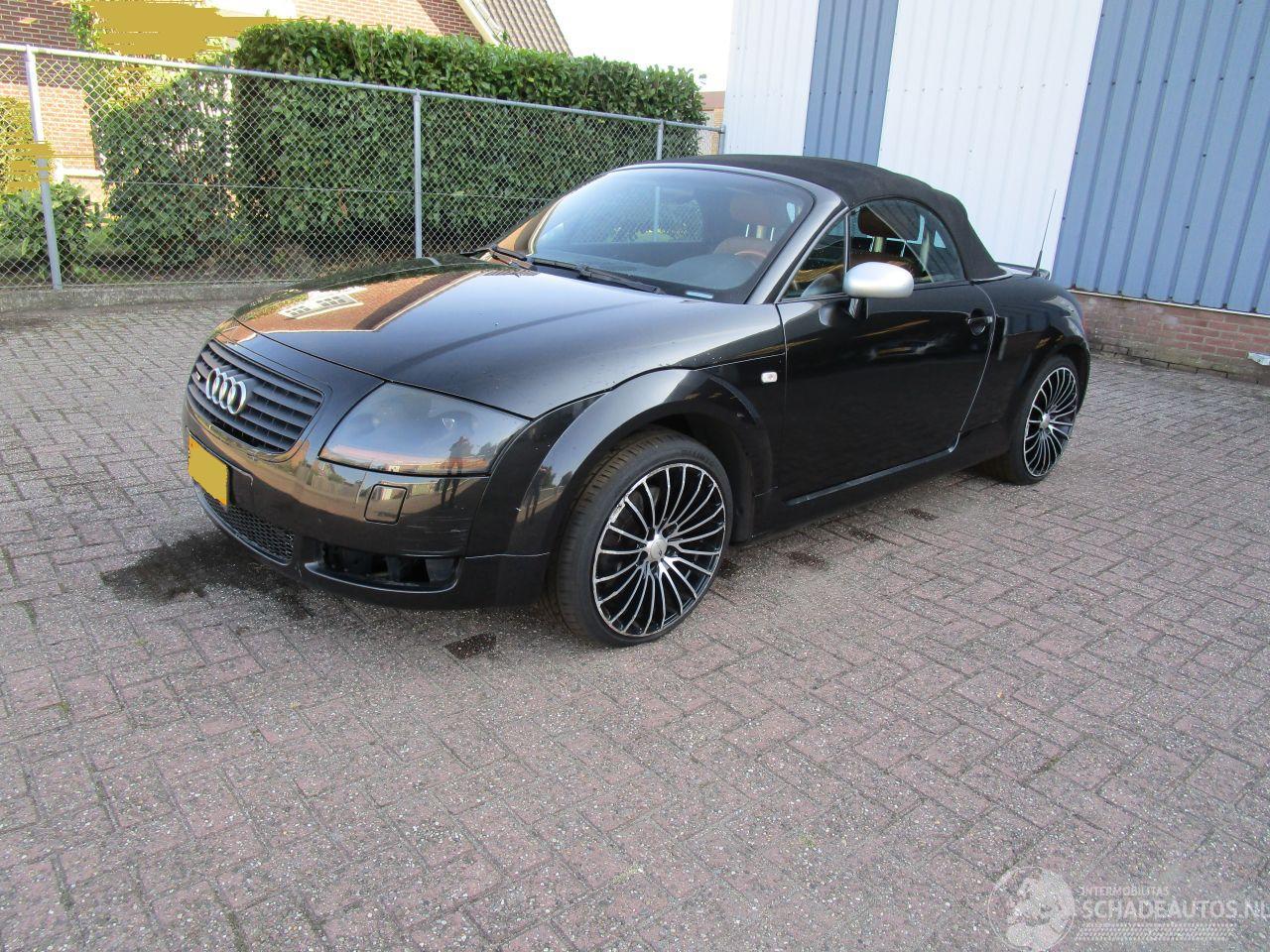 Audi TT 1.8 5V Turbo Cabrio Quattro 224 PK