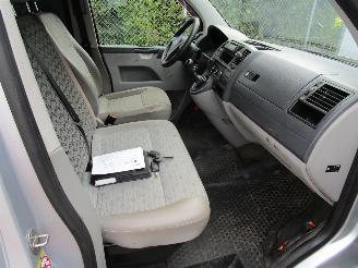 Volkswagen Transporter 2.0 TDI Airco picture 12