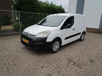 skadebil bedrijf Citroën Berlingo 1.6 HDI Airco Radio/CD Schuifdeur 2018/2