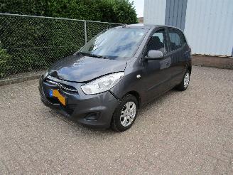 skadebil auto Hyundai I-10 Radio/CD 2011/5