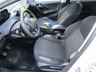 Peugeot 208 1.2 Navi Airco Parelmoer 5-Drs picture 16