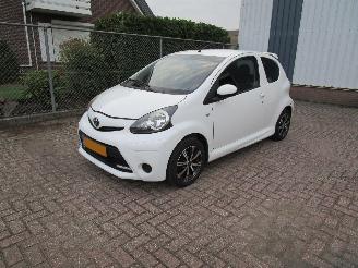 Auto incidentate Toyota Aygo Airco Radio/CD 3-Drs 2013/7