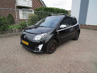 krockskadad bil auto Renault Twingo Airco Radio/CD 2011/11