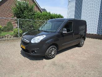 skadebil bedrijf Opel Combo 1.3 CDTI Sport Airco Schuifdeur 2017/11