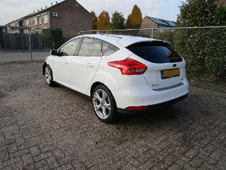 Ford Focus 1.0 Titanium Navi Clima 6-Bak picture 2