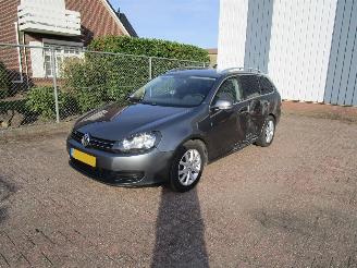 Damaged car Volkswagen Golf 1.4 TSI DSG Navi Clima 2011/11