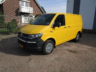  Volkswagen Transporter 2.0 TDI Navi Airco 6-Bak 2017/9