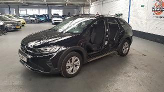 krockskadad bil auto Volkswagen Taigo 1.0TSi Life 2023/1