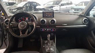 Audi A3 1.6 TDI 16V AUTOMAAT 4DRS  DSL 1,598CC 85KW 116PK picture 11