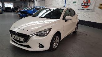 Unfallwagen Mazda 2 1.5 SKYACTIV-G 90   BENZ 1.496CC 66KW 90PK 2016/6