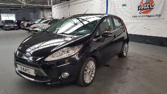 krockskadad bil auto Ford Fiesta 1.4 16V AUT 4 DRS  BENZ 1.388CC 71KW 97PK KM 33773 N.A.P. 2009/2