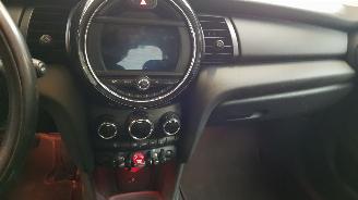 Mini One 1.5 12V ONE FIRST 4DRS BENZ 1.499CC 55KW 75PK picture 10