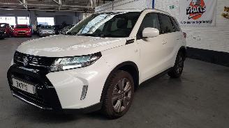 skadebil auto Suzuki Vitara 1.4 BOOSTER JET TURBO 16V SHVS SUV  HYRIDE 1.373CC 95KW 129PK 4x4 2024/12