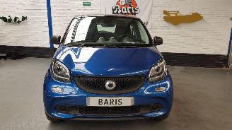 Smart Forfour 1.0 12V 4DRS BENZ 999CC 52KW 71PK picture 2