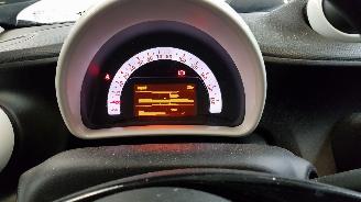 Smart Forfour 1.0 12V 4DRS BENZ 999CC 52KW 71PK picture 10