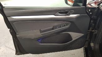 Volkswagen Golf 1.0 TSI 12V  BENZ 999CC 81KW 110PK picture 7