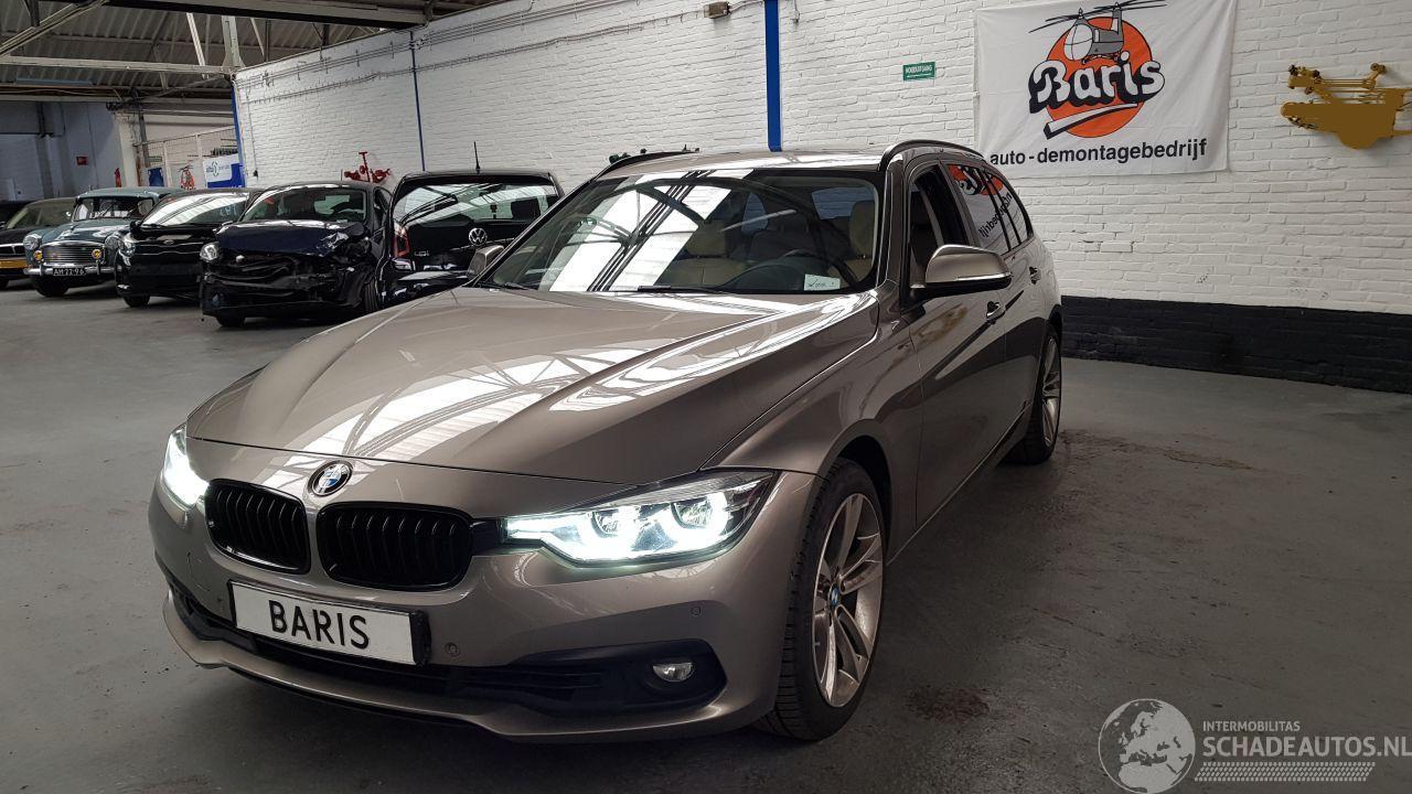 BMW 3-serie 320i 2.0 16V AUT COMBI  BENZ 1.998CC 135KW 184PK