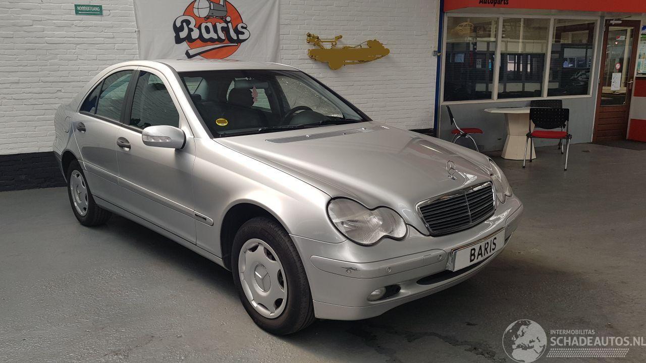 Mercedes C-klasse 1.8 C-180K 16V AUT SEDAN 4DRS BENZ 1.796CC 105KW 143PK