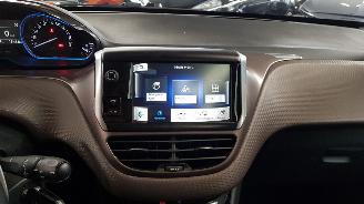 Peugeot 2008 1.2 VTI 12V AUT  PURETECH MPV  BENZ 1.199CC 60KW 82PK picture 12