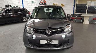 Renault Twingo 1.0 SCE 12V 4DRS BENZ 999CC 52KW 71PK picture 2