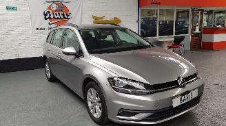Voiture accidenté Volkswagen Golf Golf Variant 1.0 TSI Trendline 2018/1