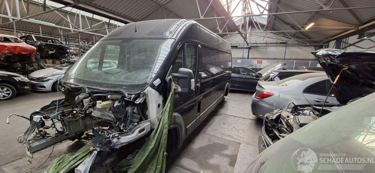 Peugeot Boxer 435 3.0 HDI L3H3 XR