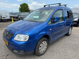 damaged passenger cars Volkswagen Caddy 1.6 Comfortline 5p. 2010/1