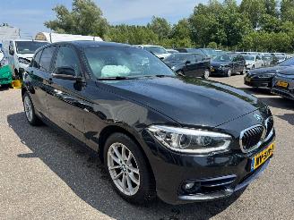 Damaged car BMW 1-serie 118i AUTOMAAT Corporate Lease Executive 2017/4