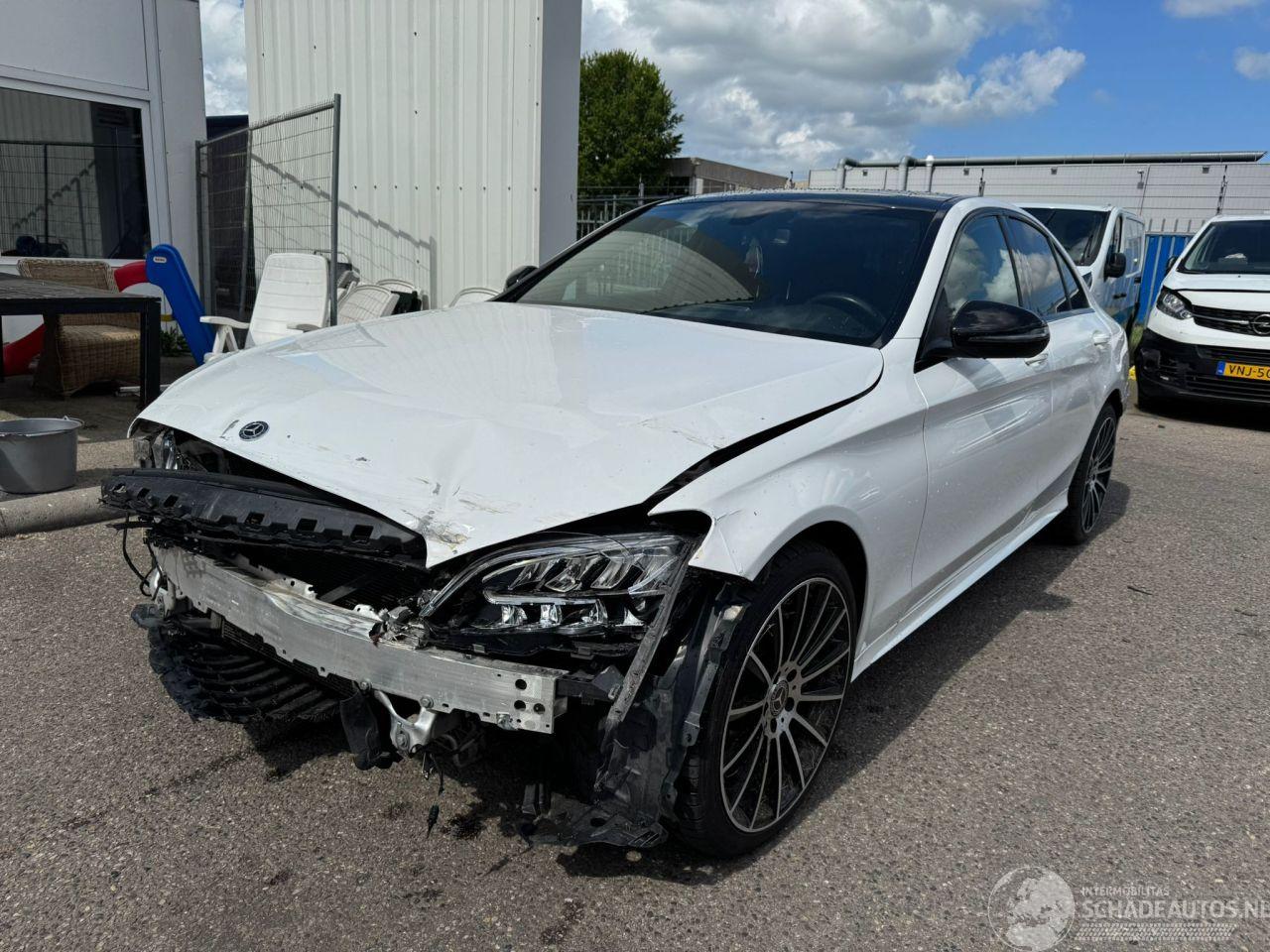 Mercedes C-klasse 200 d AMG GLASDAK Premium Plus Pack Automaat