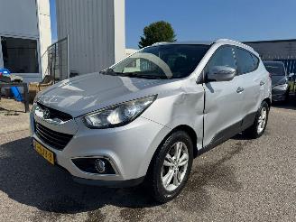 Schadeauto Hyundai Ix35 2.0i Style AUTOMAAT 2010/9