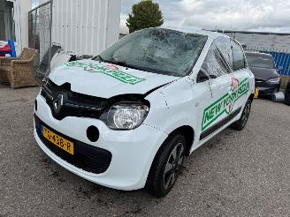 krockskadad bil auto Renault Twingo 1.0 SCe Collection 2018/8