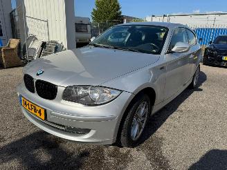 Schadeauto BMW 1-serie 118i Business Line 2010/3
