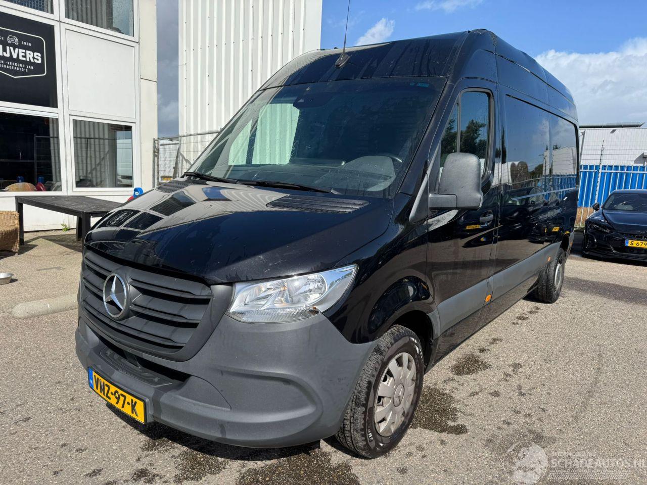 Mercedes Sprinter 211 1.9 AUTOMAAT CDI L2H2 FWD BJ 2022 132.945 KM