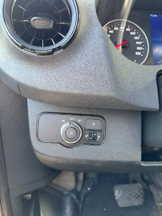 Mercedes Sprinter 211 1.9 AUTOMAAT CDI L2H2 FWD BJ 2022 132.945 KM picture 12