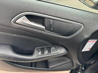 Mercedes B-klasse 200 Ambition BJ 2012 141.528 KM picture 13