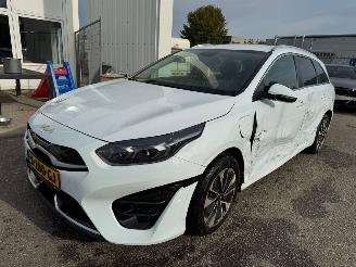 Avarii autoturisme Kia Cee d Sportswagon 1.6 AUTOMAAT GDI PHEV DynamicPlusLine BJ 2023 2023/1
