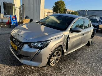 krockskadad bil auto Peugeot e-208 EV Allure AUTOMAAT 50 kWh BJ 2020 90.569 KM 2020/10