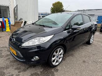 skadebil auto Ford Fiesta 1.25 Titanium 2011/4
