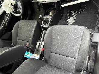Suzuki Swift Suzuki SWIFT 1.2 Comfort Smart Hybrid picture 13