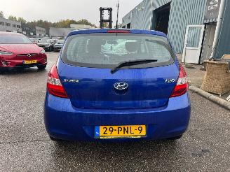 Hyundai I-20 1.2i i-Motion picture 4