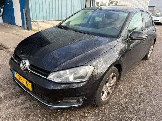 Avarii autoturisme Volkswagen Golf 1.6 TDI Highline AUTOMAAT 2014/3