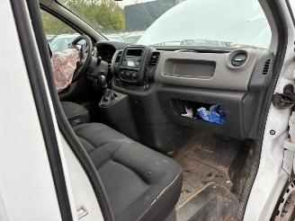 Renault Trafic 1.6 dCi T29 L2H1 DC Générique BJ 2016 308.889 KM picture 11