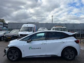 krockskadad bil auto Cupra Born Essential AUTOMAAT  62 kWh BJ 2022 138.186 KM 2022/12