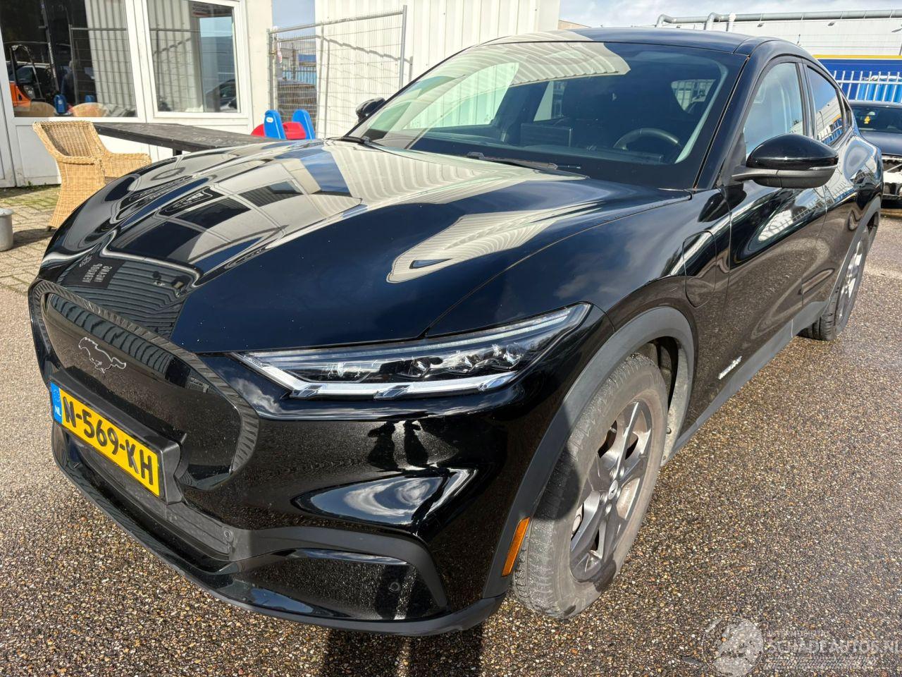 Ford Mustang Mach-E RWD 75 kWh AUTOMAAT BJ 2021 104.144 KM
