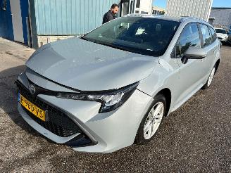 skadebil auto Toyota Corolla Touring Sports 1.8 AUTOMAAT  Hybrid Active BJ 2022 87.188 KM 2022/12