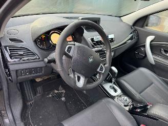 Renault Mégane Estate 1.5 AUTOMAAT dCi Bose BJ 2011 353.907 KM picture 8