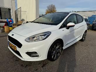 Damaged car Ford Fiesta 1.0 EcoBoost Titanium 2019/6