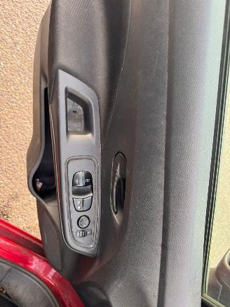 Nissan Micra 1.0L Visia+ picture 12