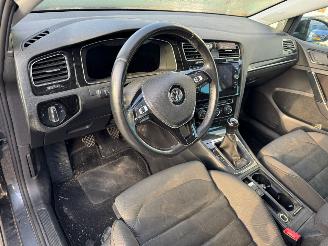 Volkswagen Golf Variant 1.6 TDI Highline Business R picture 10